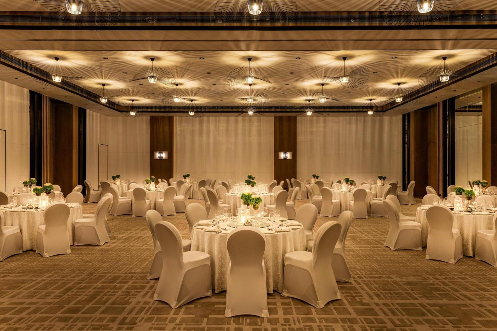 Курортный комплекс Le Royal Meridien &