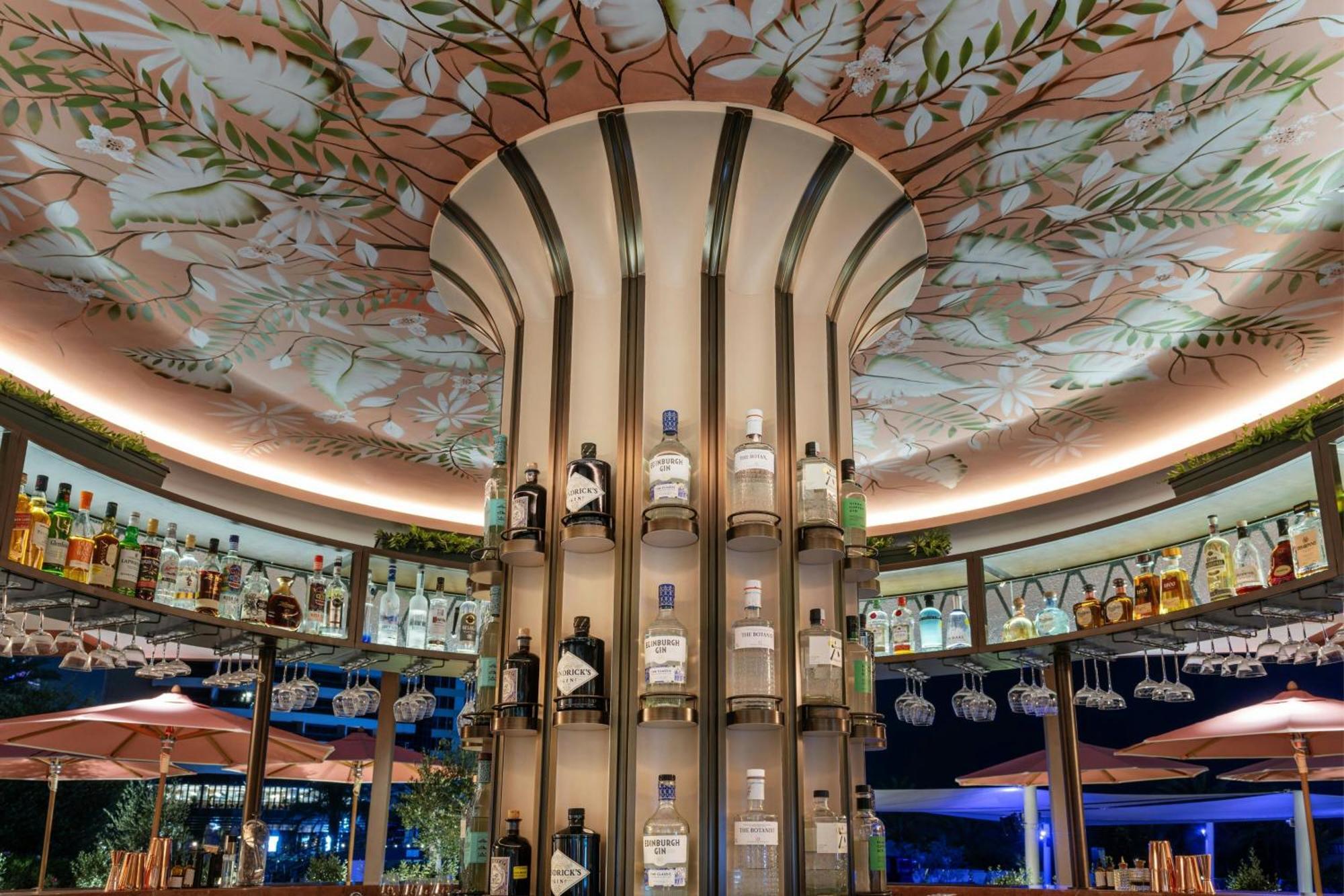 Le Royal Meridien & सहारा Dubai